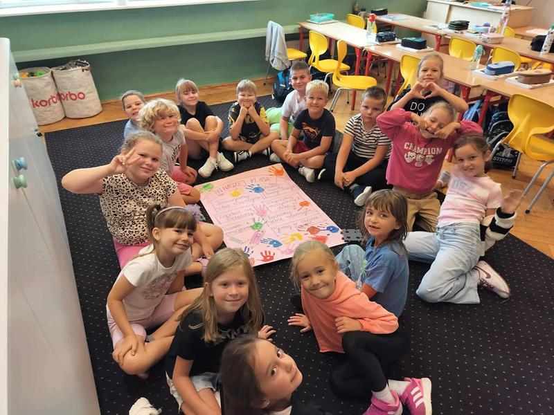 AHOJ, SZKOLNA PRZYGODO!