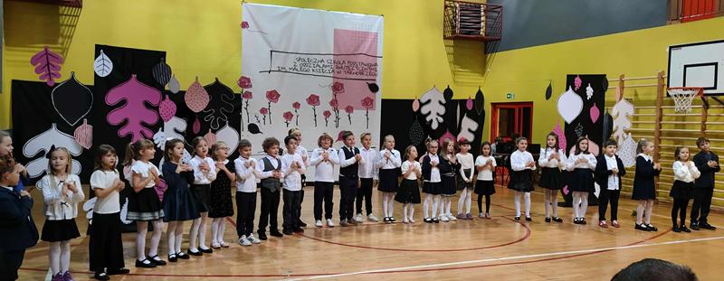 UROCZYSTE PASOWANIE PIERWSZOKLASISTÓW