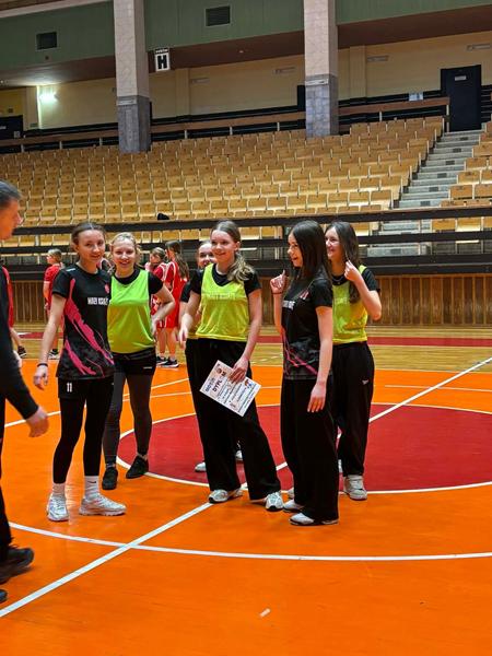 ZAWODY KOSZYKARSKIE IMS