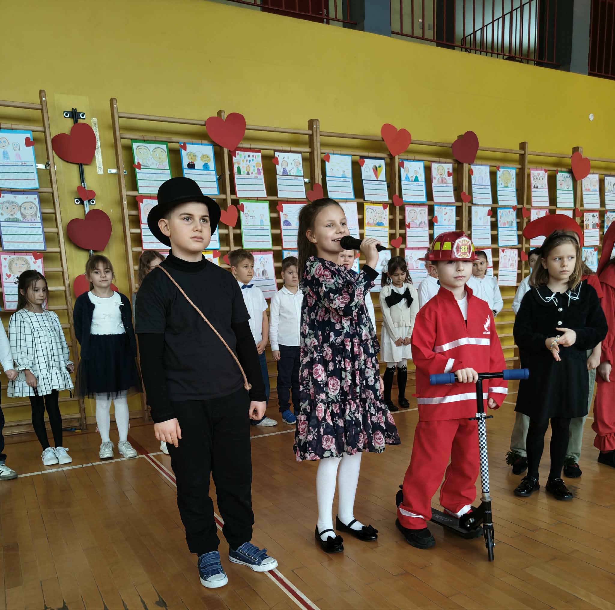 UROCZYSTOŚĆ Z OKAZJI DNIA BABCI I DZIADKA